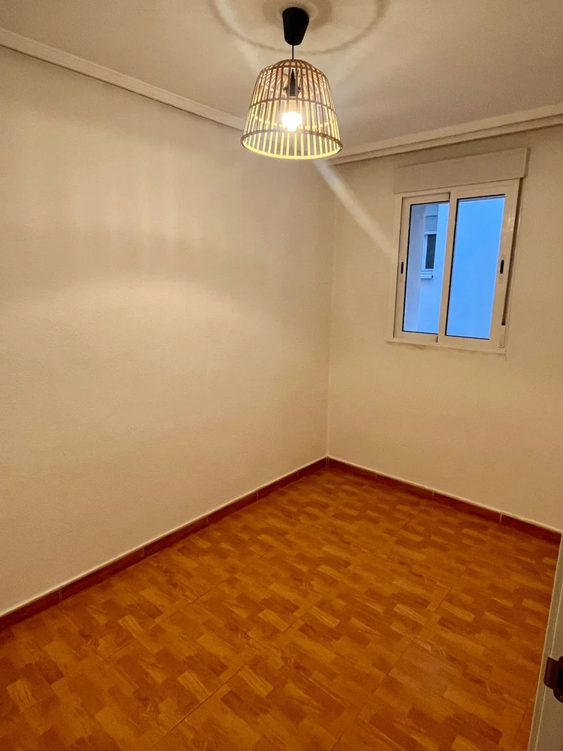 Piso en calle de Yecla, 5 - Foto 2