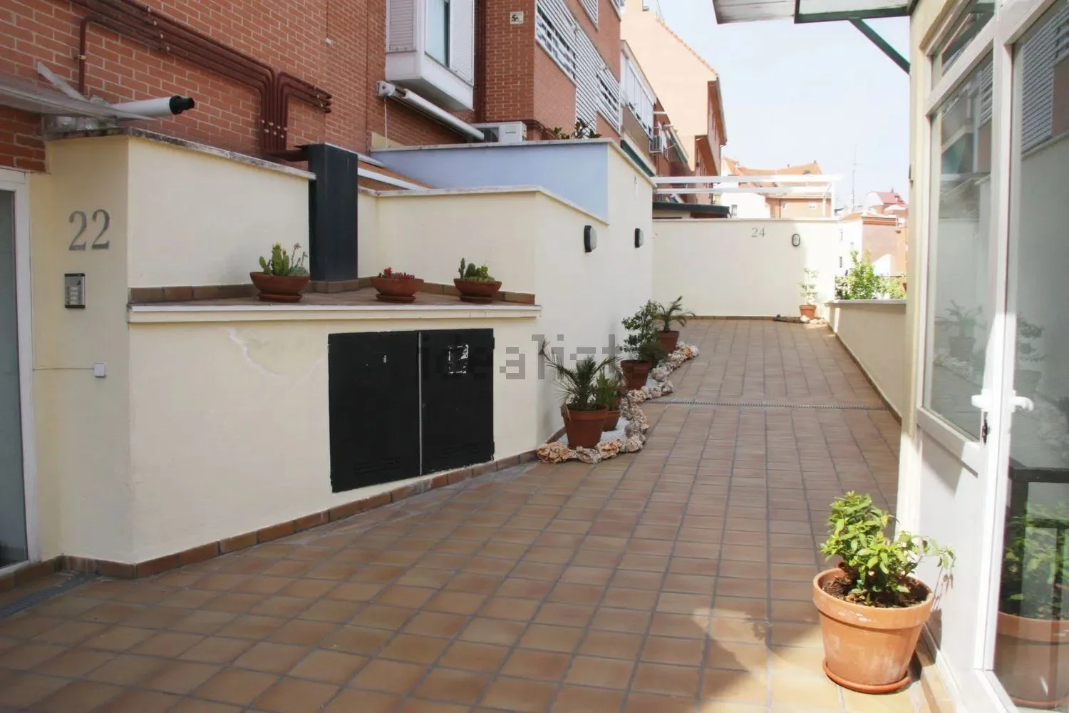 Piso en calle del Aligustre, 24