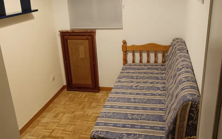 Piso en Calle de Villamanín, 48, Lucero - Foto 9