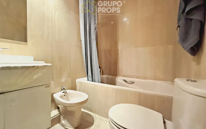 Piso en  Calle Guzmán el Bueno - Foto 37