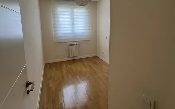 Piso en  Calle de María de las Mercedes de Borbón 232 - Foto 9