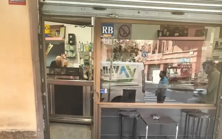 Local comercial en  Carrer del Segre 95 - Foto 6