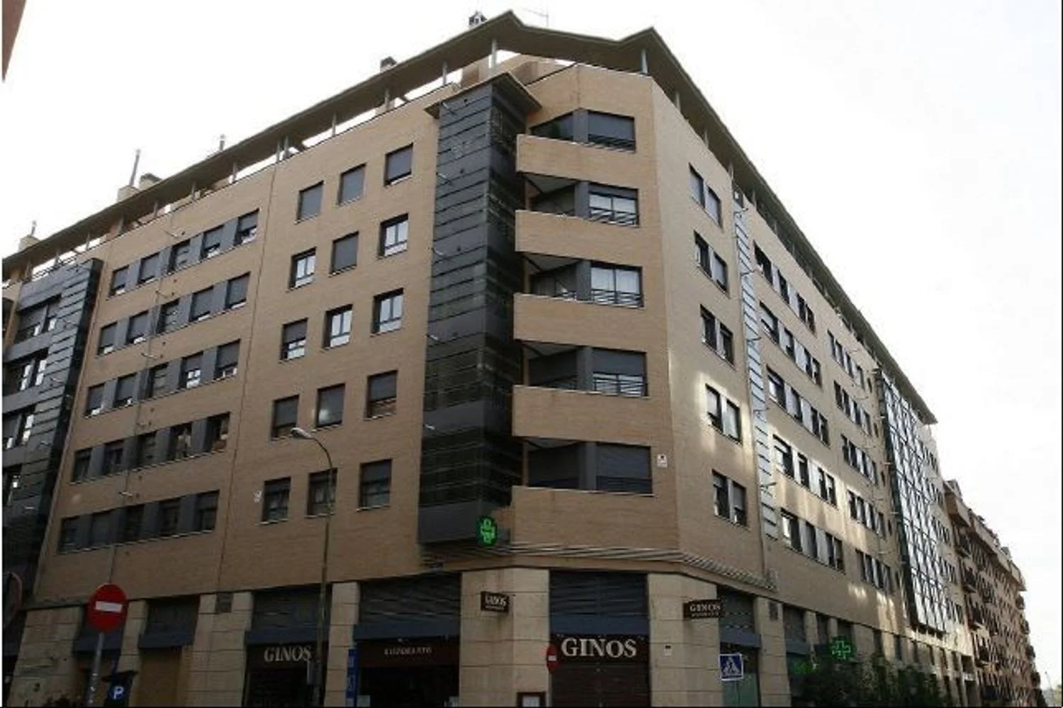 Ático en calle de Bustamante, 22