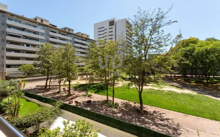 Piso en  Barcelona Capital - Foto 1