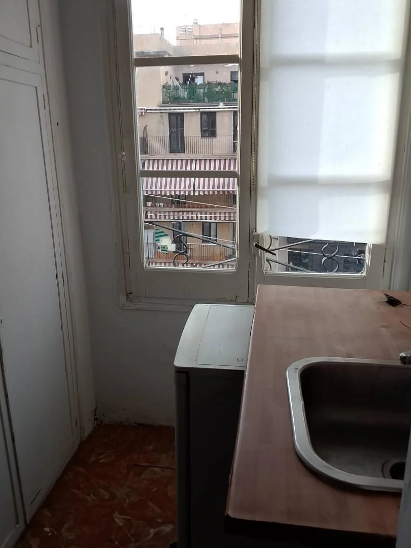 Piso en  Carrer Nou de la Rambla 10 - Foto 1