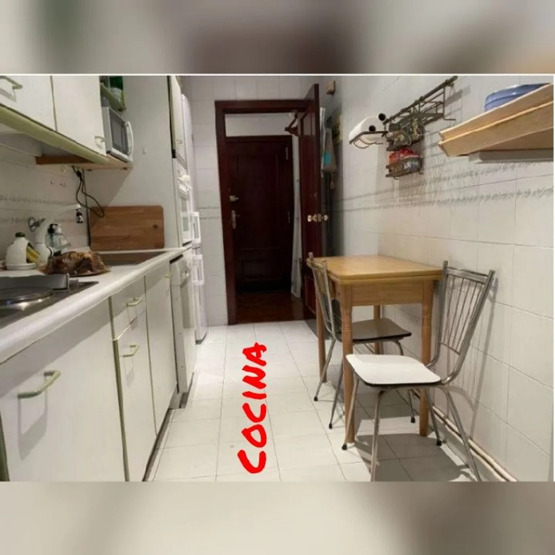 Piso en calle del Valle de Bergantiños, 19 - Foto 4