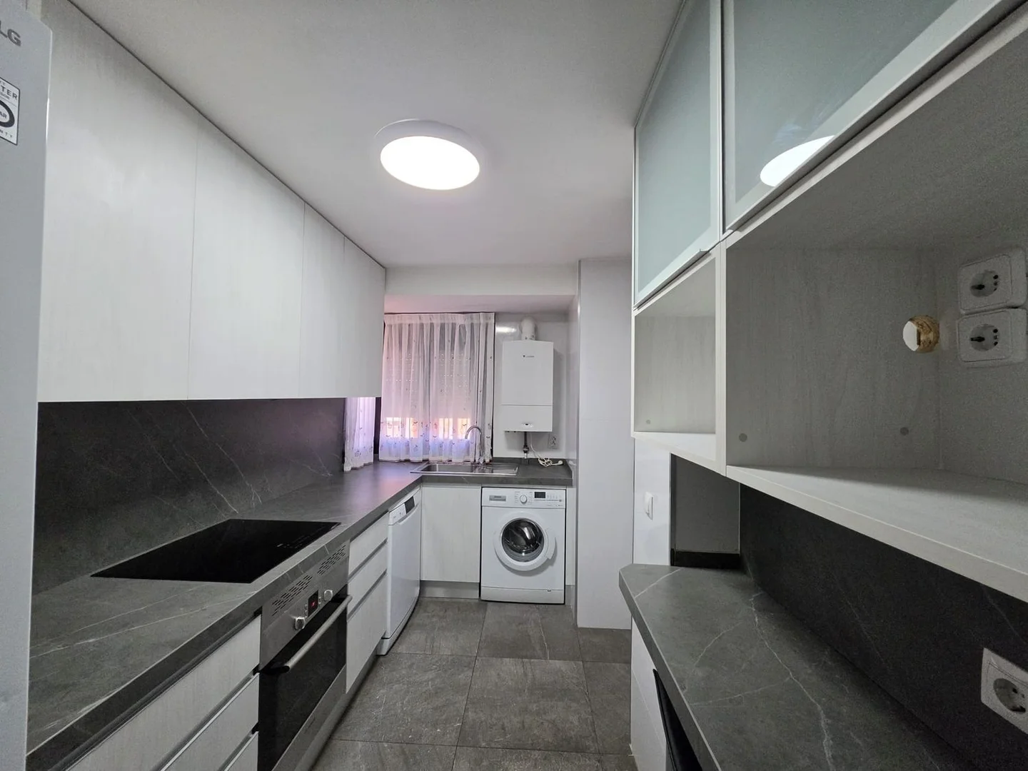 Piso en calle de Luis de Hoyos Sainz, 18 - Foto 2