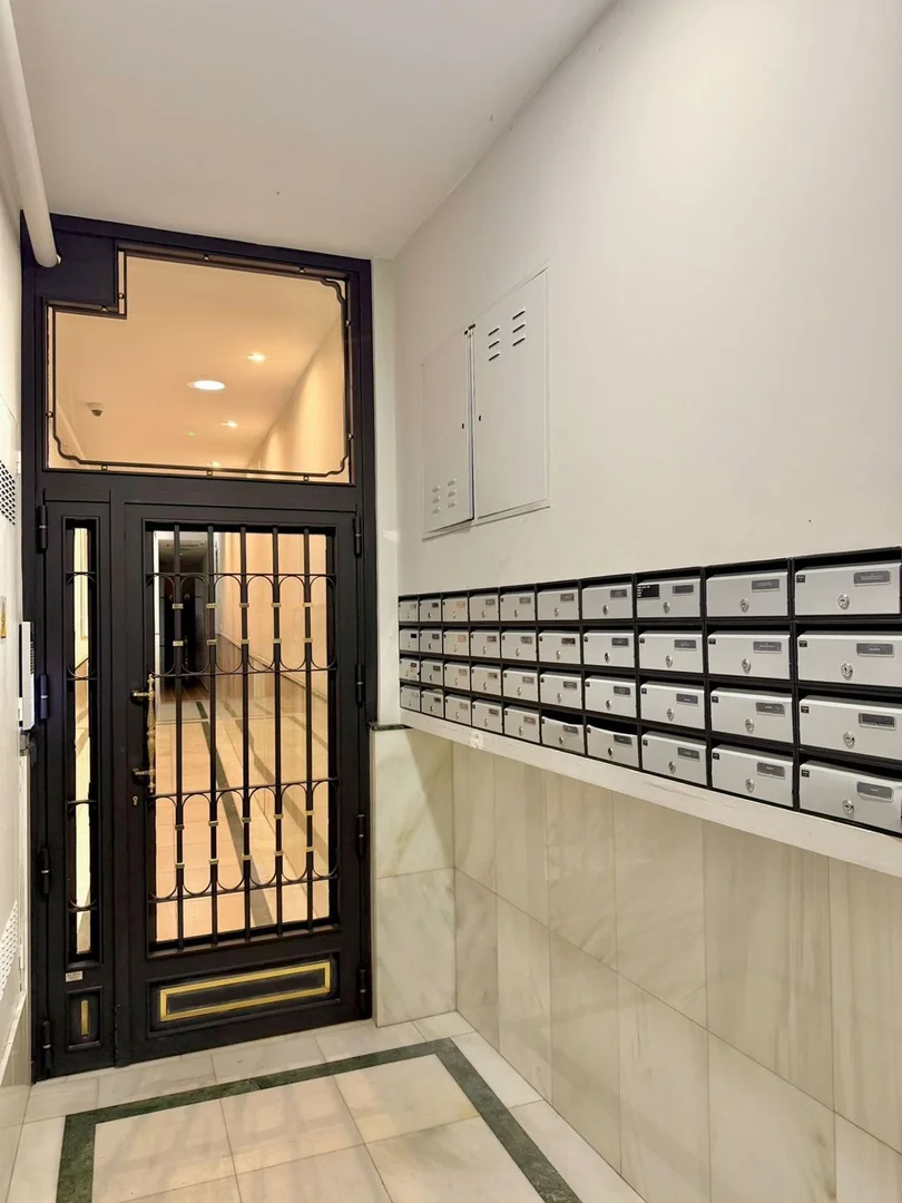 Piso en Barrio Lavapiés-Embajadores - Foto 2