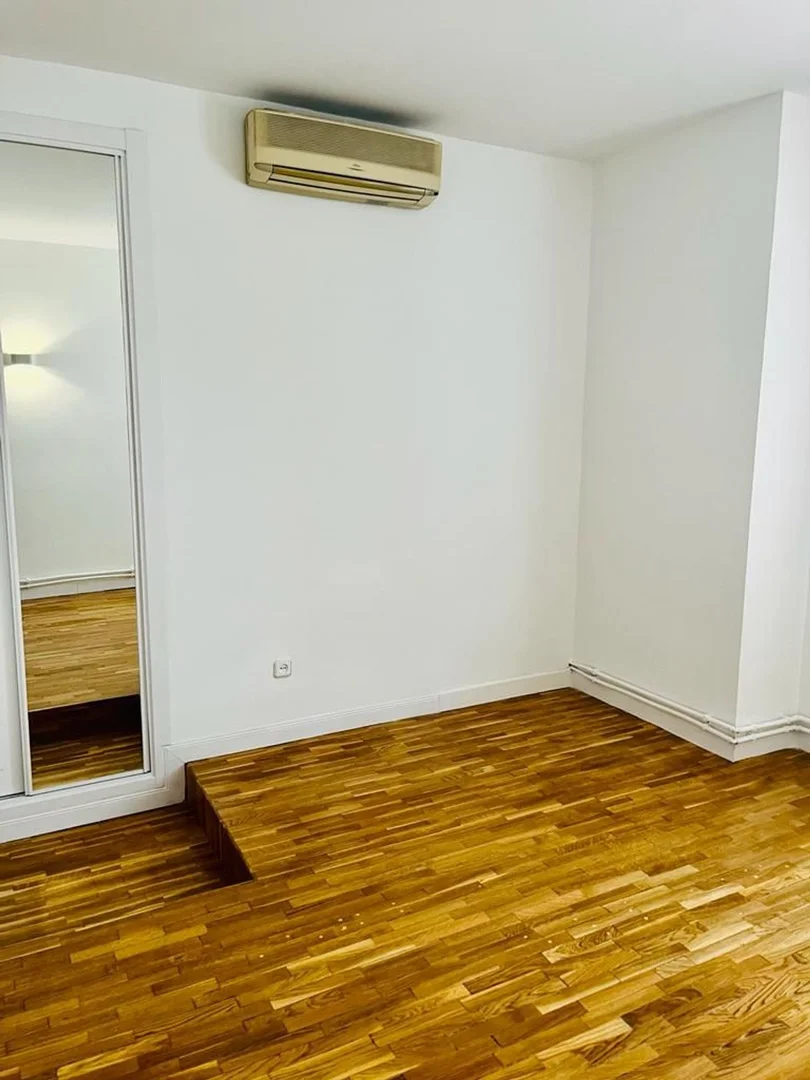 Piso en calle de Eugenia de Montijo, 51 - Foto 14