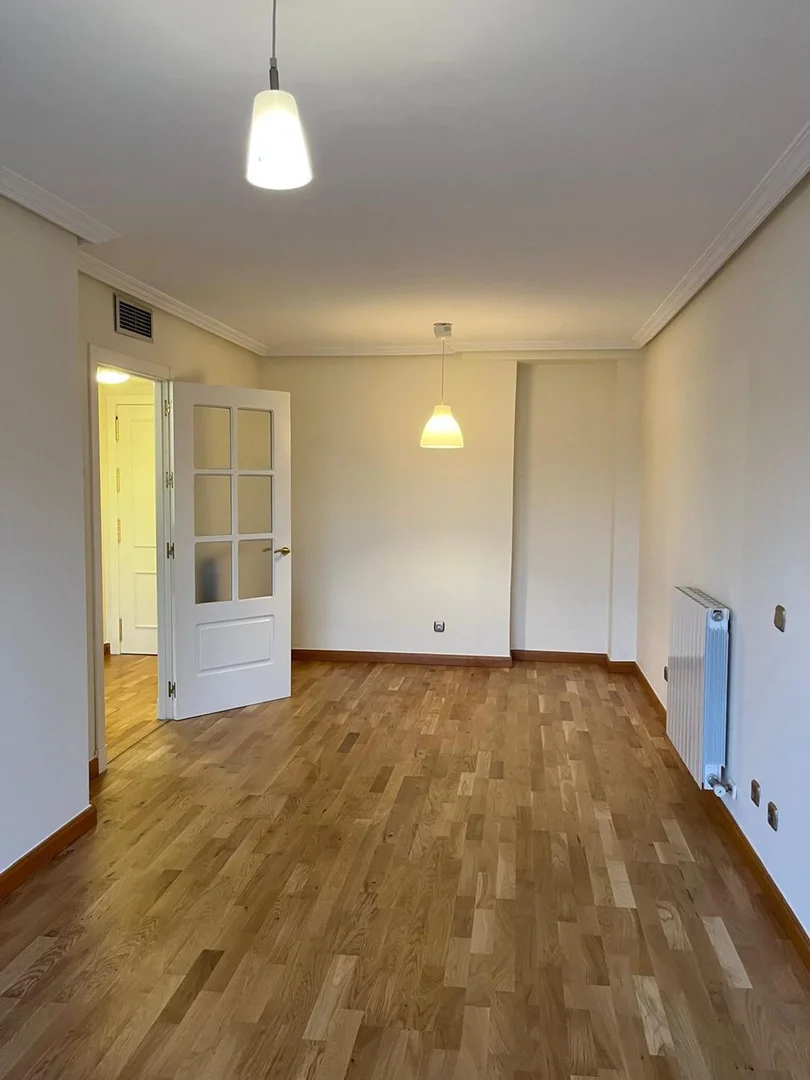 Piso en calle del Monasterio de las Batuecas, 13 - Foto 1