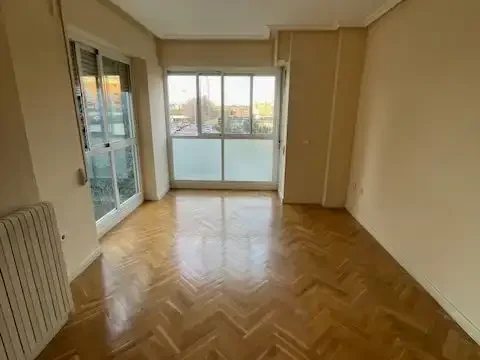 Piso en  Avenida del Talgo 131 - Foto 9