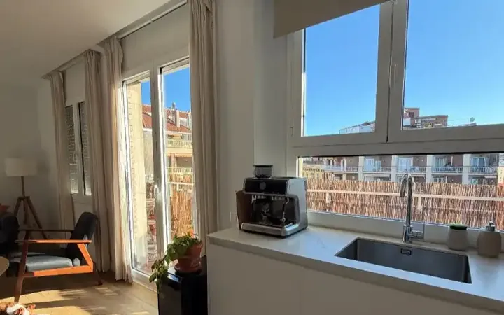 Piso en  Barcelona Capital - Foto 3