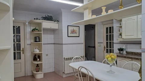 Piso en Barrio Apóstol Santiago - Foto 5