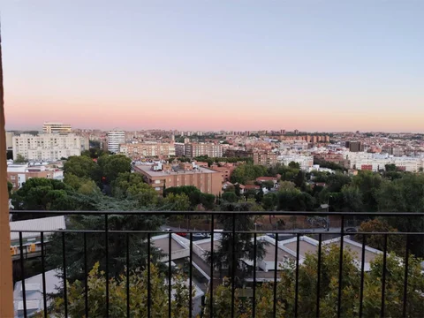 Piso en  Calle de los Reyes Magos 6 - Foto 3