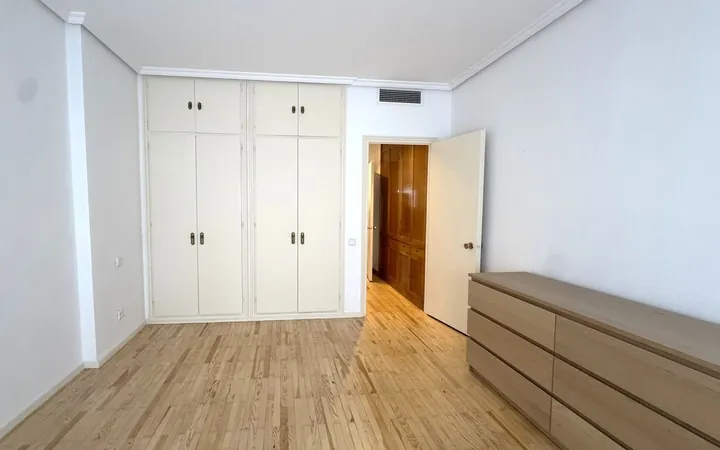 Piso en Calle del General Arrando, Almagro - Foto 17