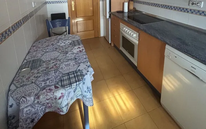 Piso en Calle de Eduardo Barreiros, 140, Villaverde Alto - Foto 1