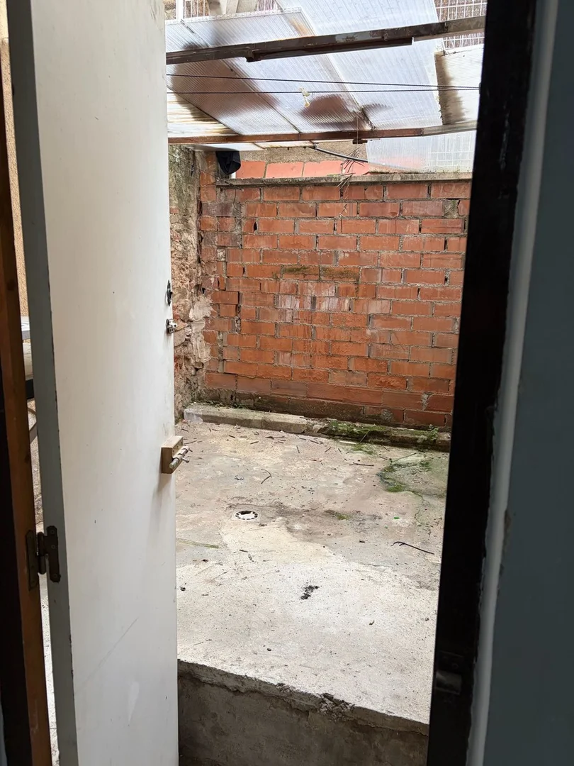 Local en calle de Berenguer de Palou, 61 - Foto 2