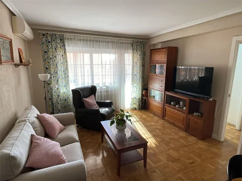 Piso en calle de Santa Virgilia 2 - Foto 1