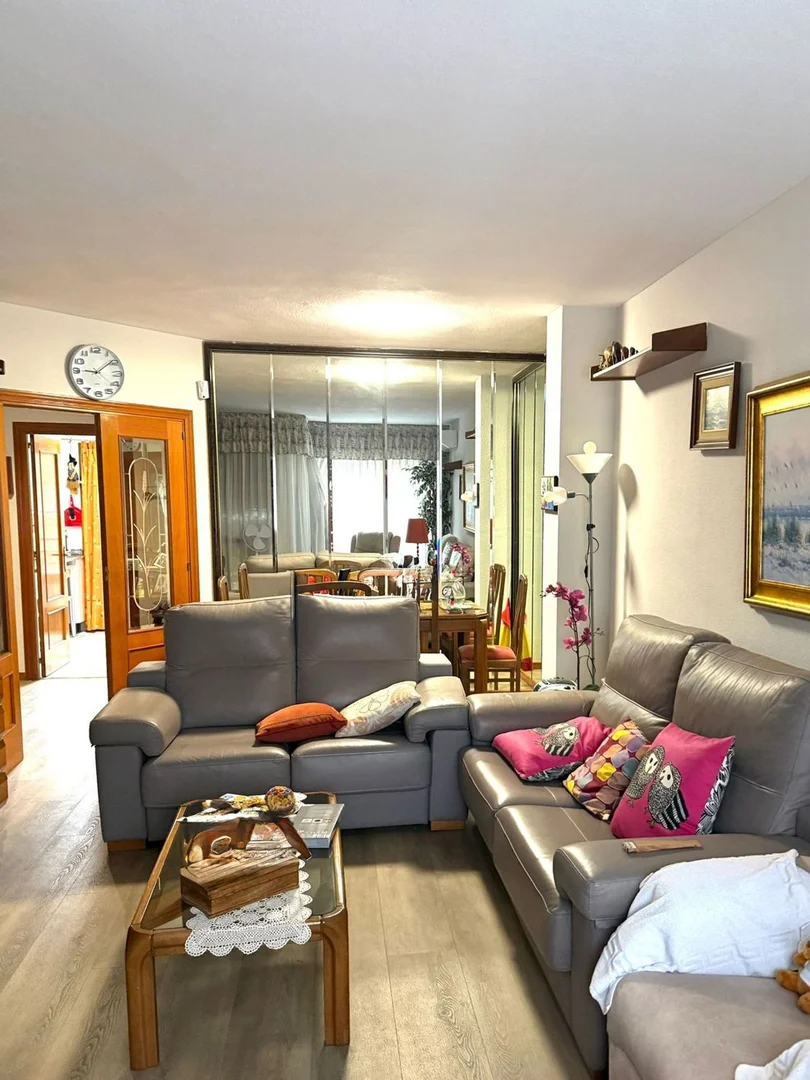 Piso en calle de Nicolasa Gómez, 80