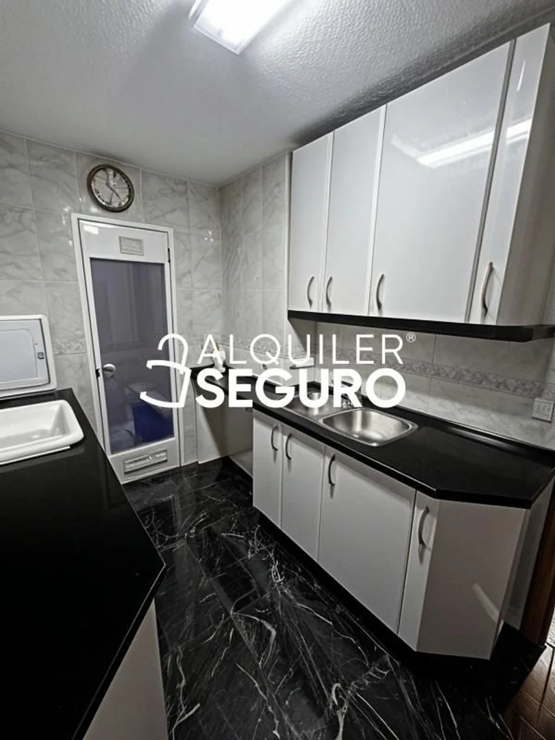 Piso en Calle de Bocángel, Fuente del Berro - Foto 2