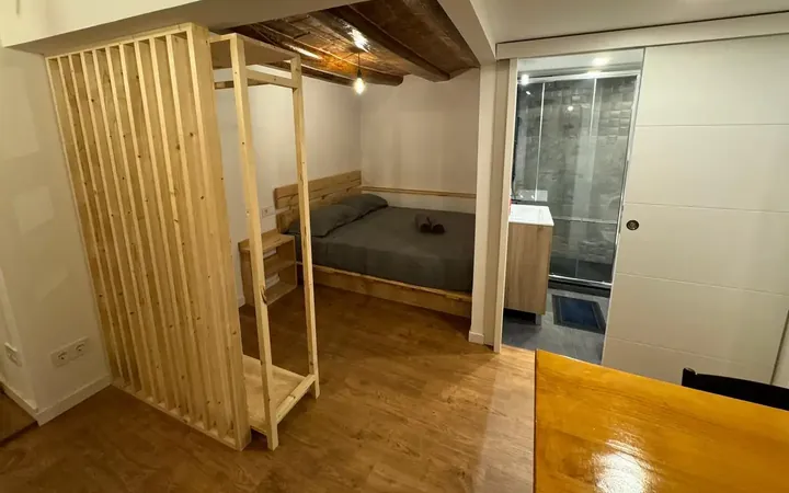 Piso en  Carrer de Maria Casas Mira 14 - Foto 9