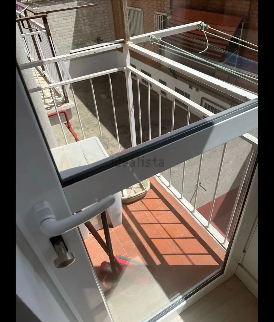 Alquiler de piso en Valdeacederas - Foto 10