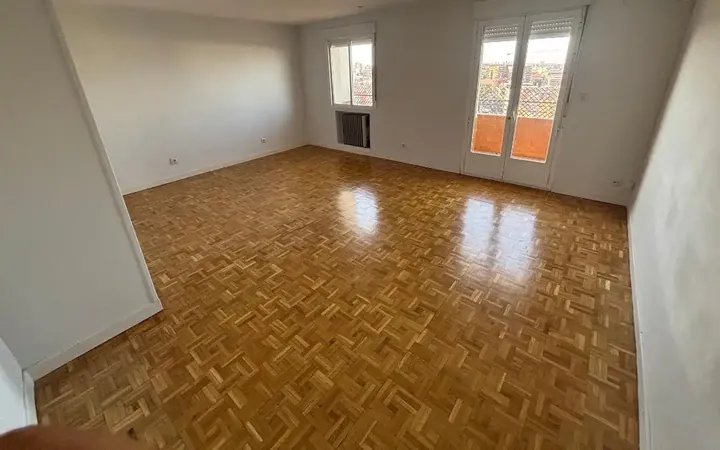 Piso en  Calle de la Virgen del Coro - Foto 2