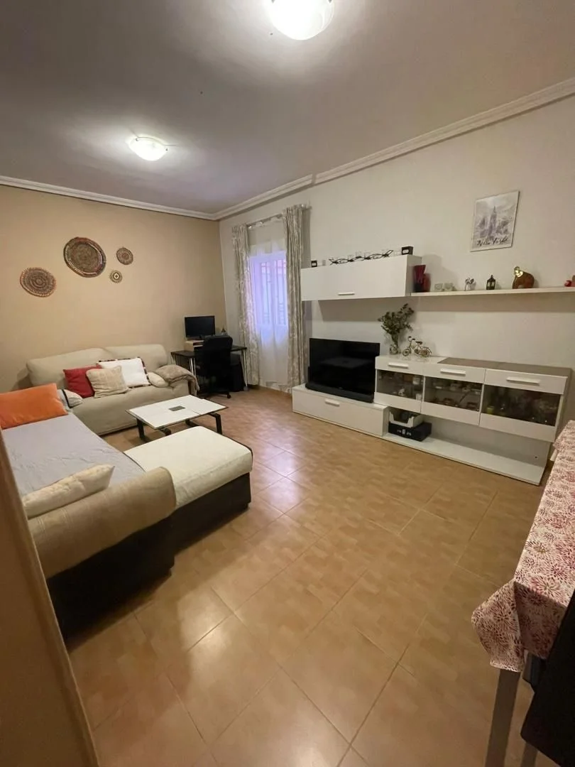 Piso en  Calle de Castrojeriz s/n - Foto 2