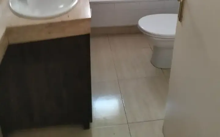 Piso en  Plaça de Josep Rovira 1 - Foto 7