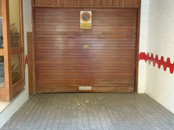 Garaje en  Carrer de l'Escorial 168 - Foto 4