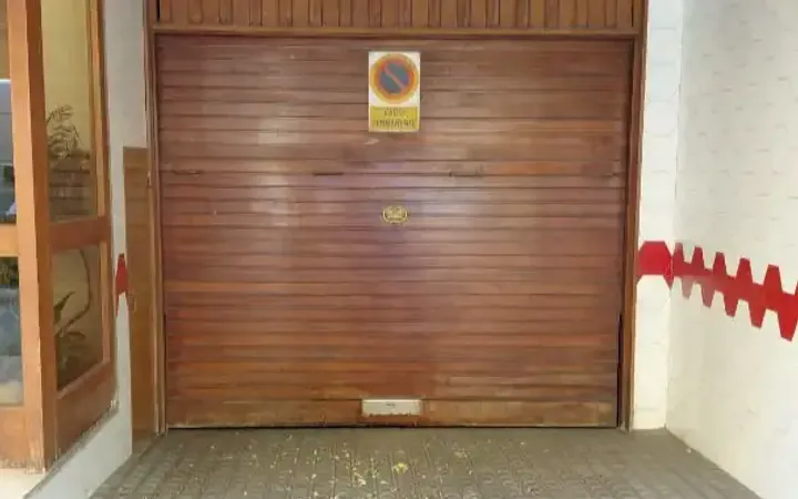 Garaje en  Carrer de l'Escorial 168 - Foto 4