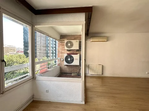 Piso en  Carrer de Sabino Arana 46 - Foto 5