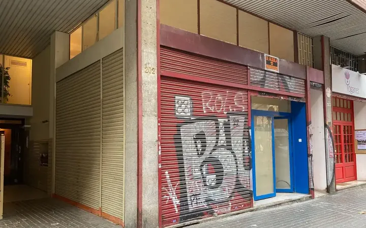 Local comercial en  Carrer de Sardenya 202 - Foto 1