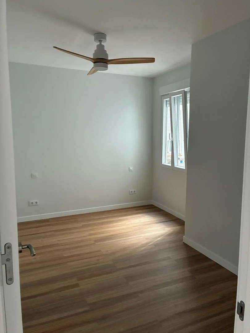 Piso en calle de Menorca, 21 - Foto 7