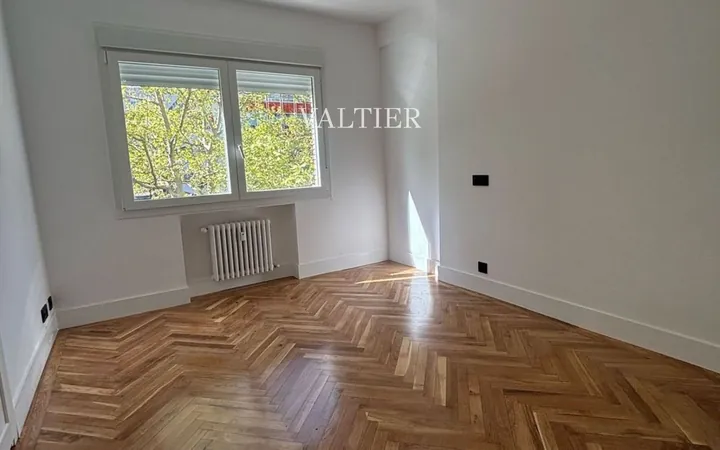 Piso en Calle de Orense - Foto 12