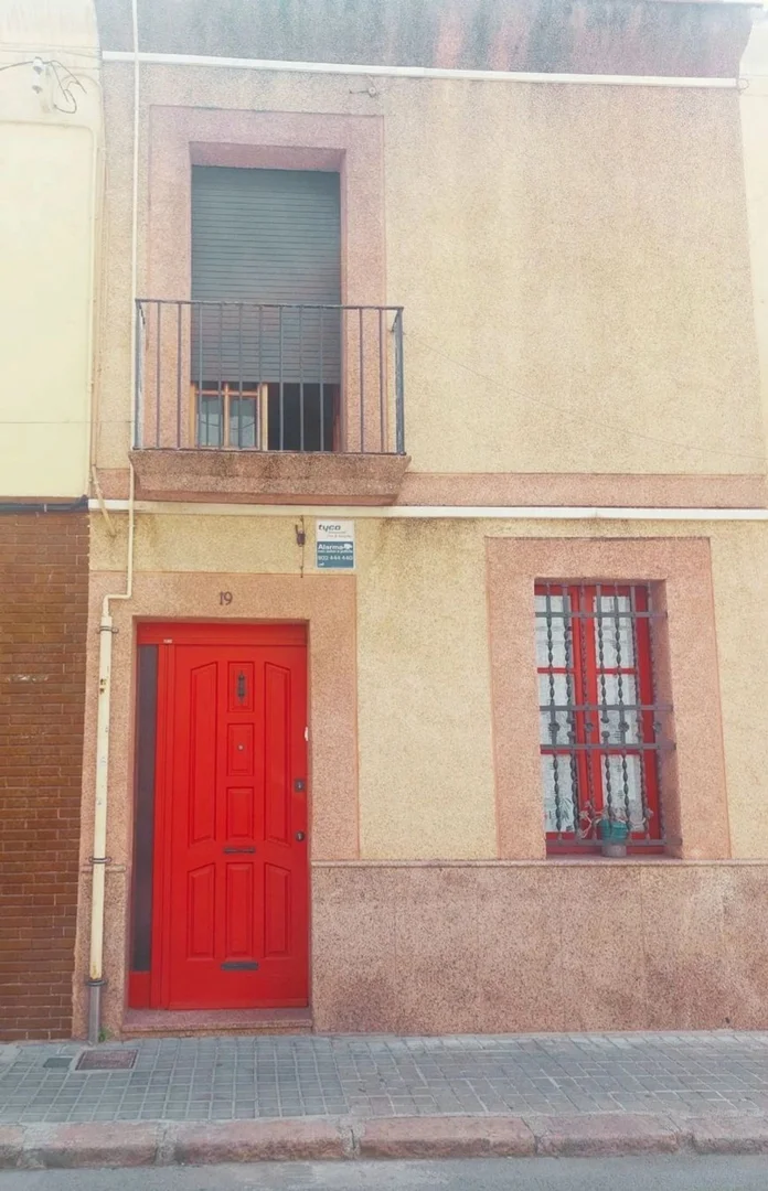 Chalet adosado en calle de Sant Narcís, 19 - Foto 1