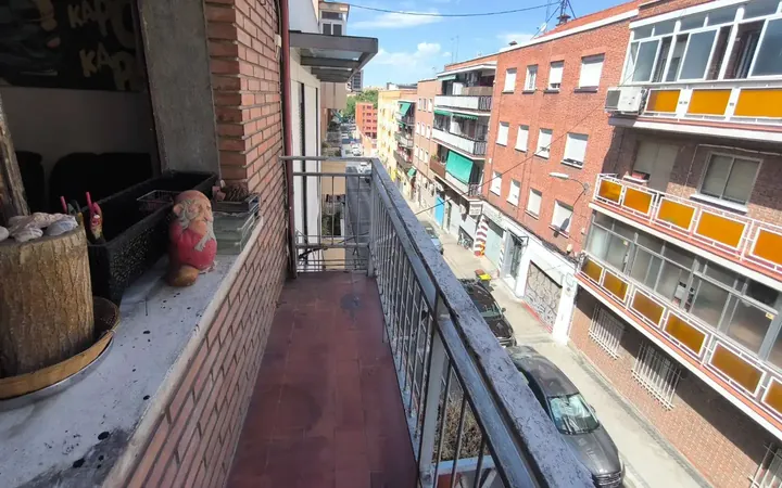 Piso en  Calle de Virgen de Lluc 88 - Foto 5