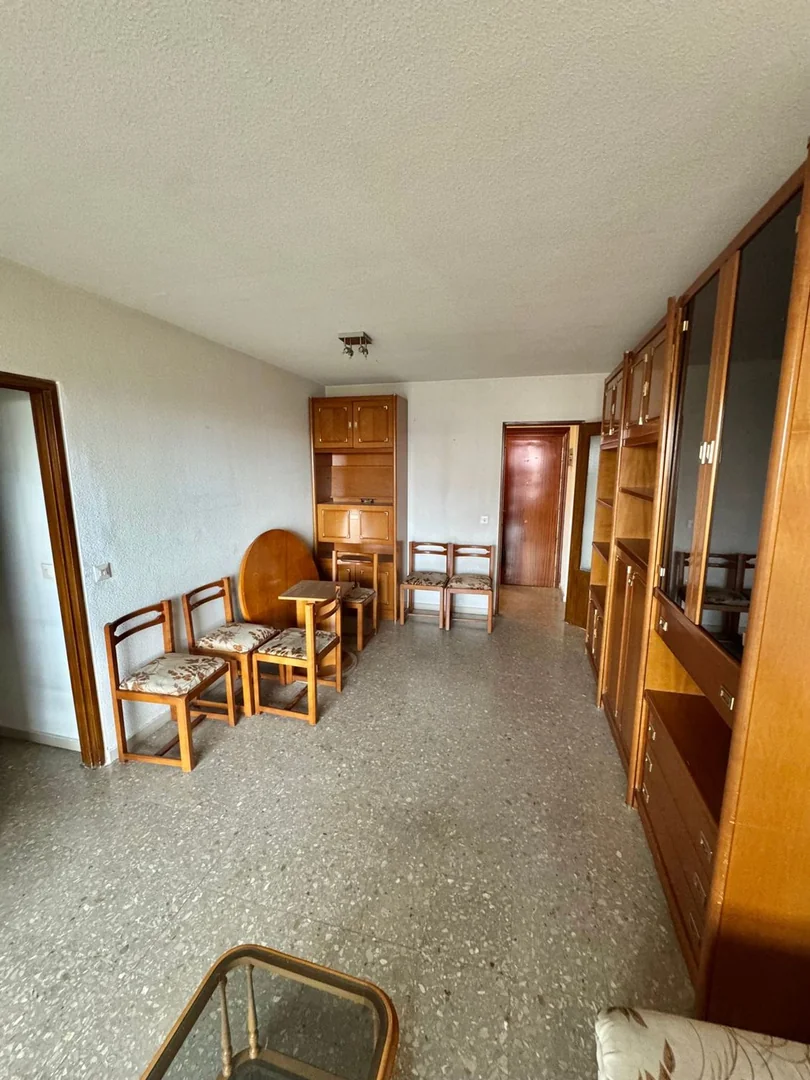 Piso en Numancia - Foto 2