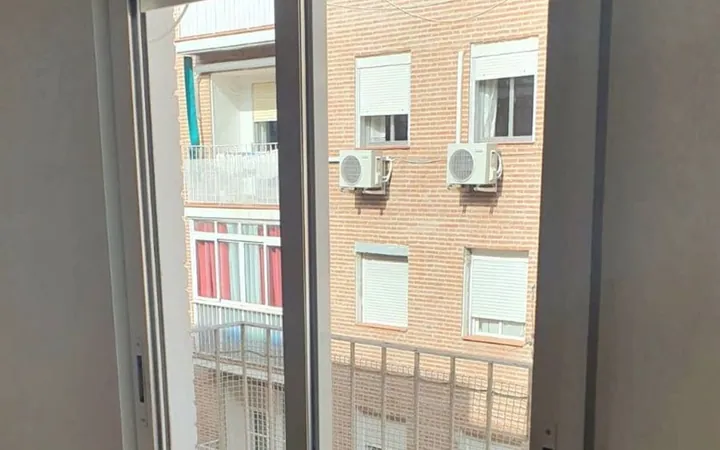 Piso en Calle Leonor Góngora, Los Rosales - Foto 11