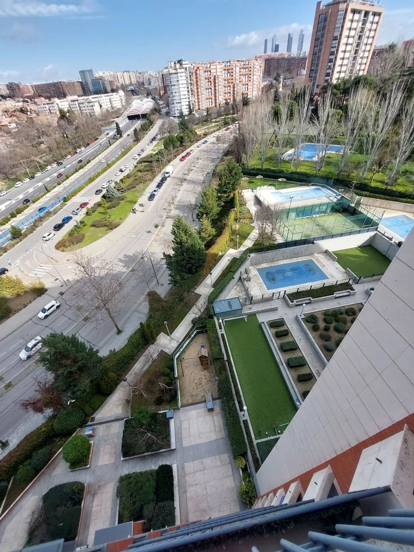 Piso en calle del Doctor Juan José López Ibor, 28 - Foto 2