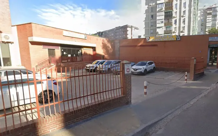 Local comercial en  Madrid Capital - Foto 4