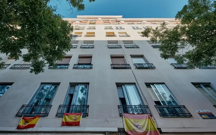 Piso en  Calle de Narváez 74 - Foto 9