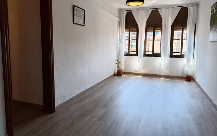 Piso en Calle dels Ferrocarrils Catalans, 81, La Marina del Port - Foto 29