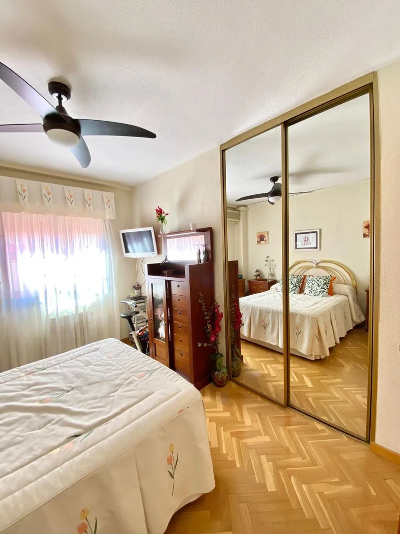 Piso en Travesía de Santoña, Zofío - Foto 4