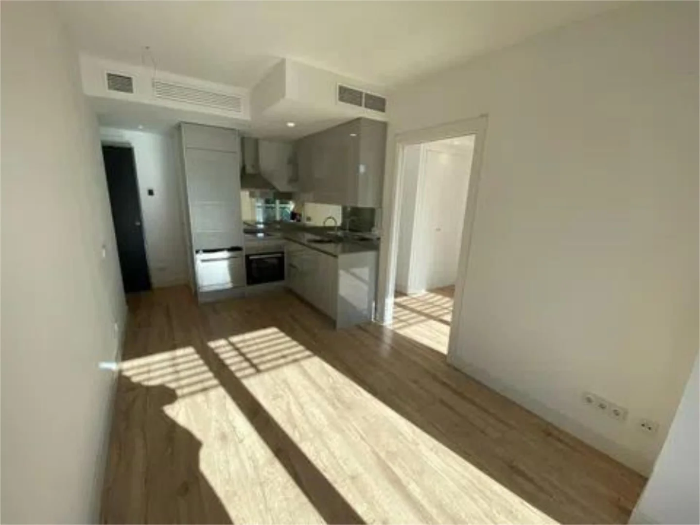 Piso en  Calle de Dulce Chacón 49 - Foto 1