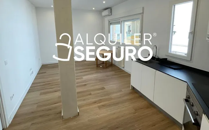 Piso en Calle de Jacinto Verdaguer, Opañel - Foto 1