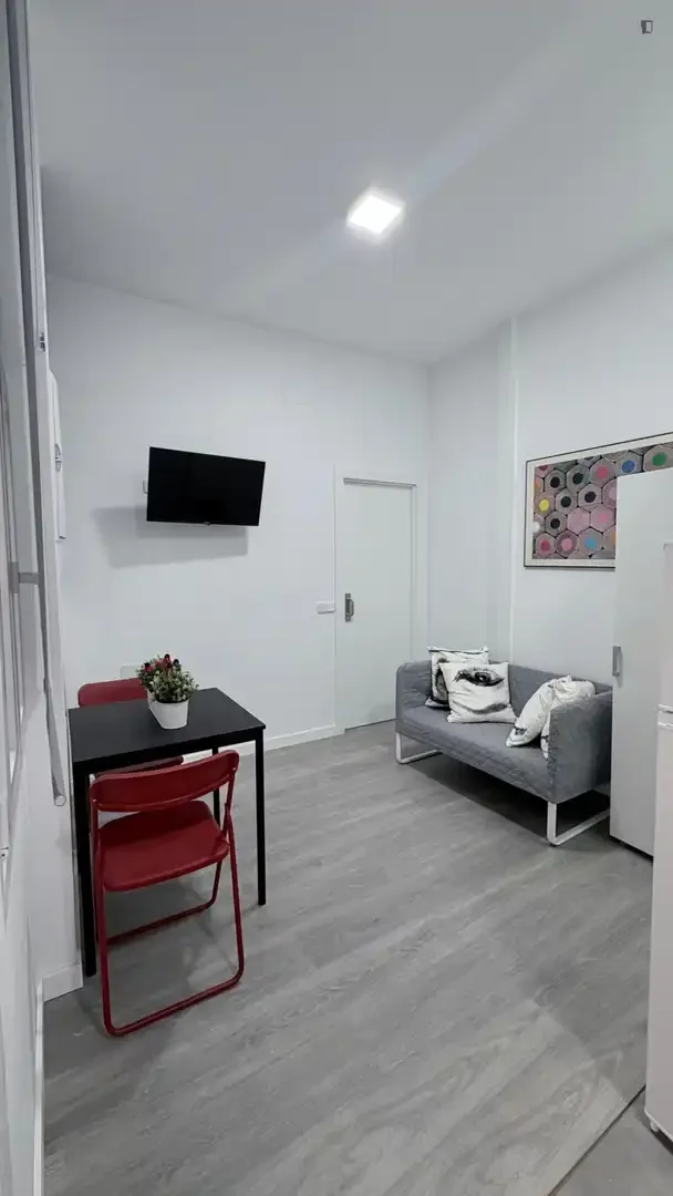 Apartamento en  Madrid Capital - Foto 2