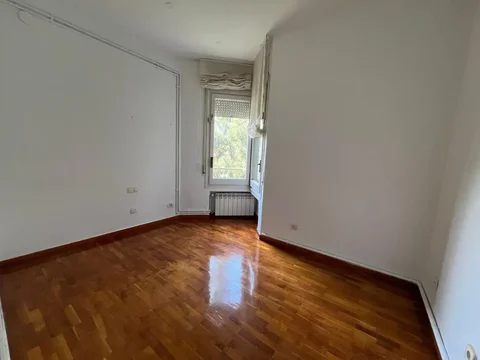 Piso en  Carrer de les Escoles Pies - Foto 3