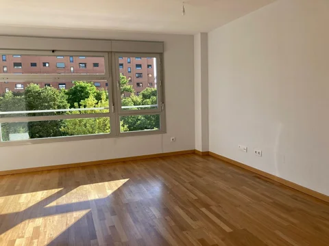 Piso en Paseo de San Millán de la Cogolla, 9 - Foto 2