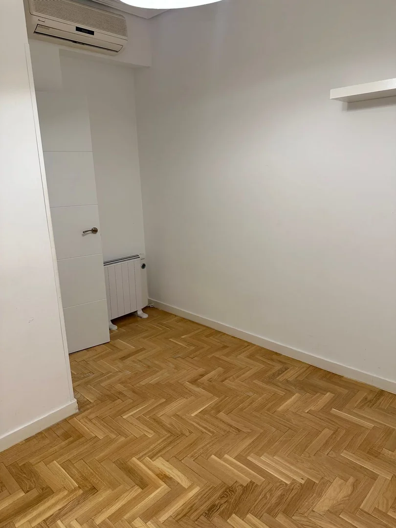 Piso en Calle de Santa Engracia, 107 - Foto 5